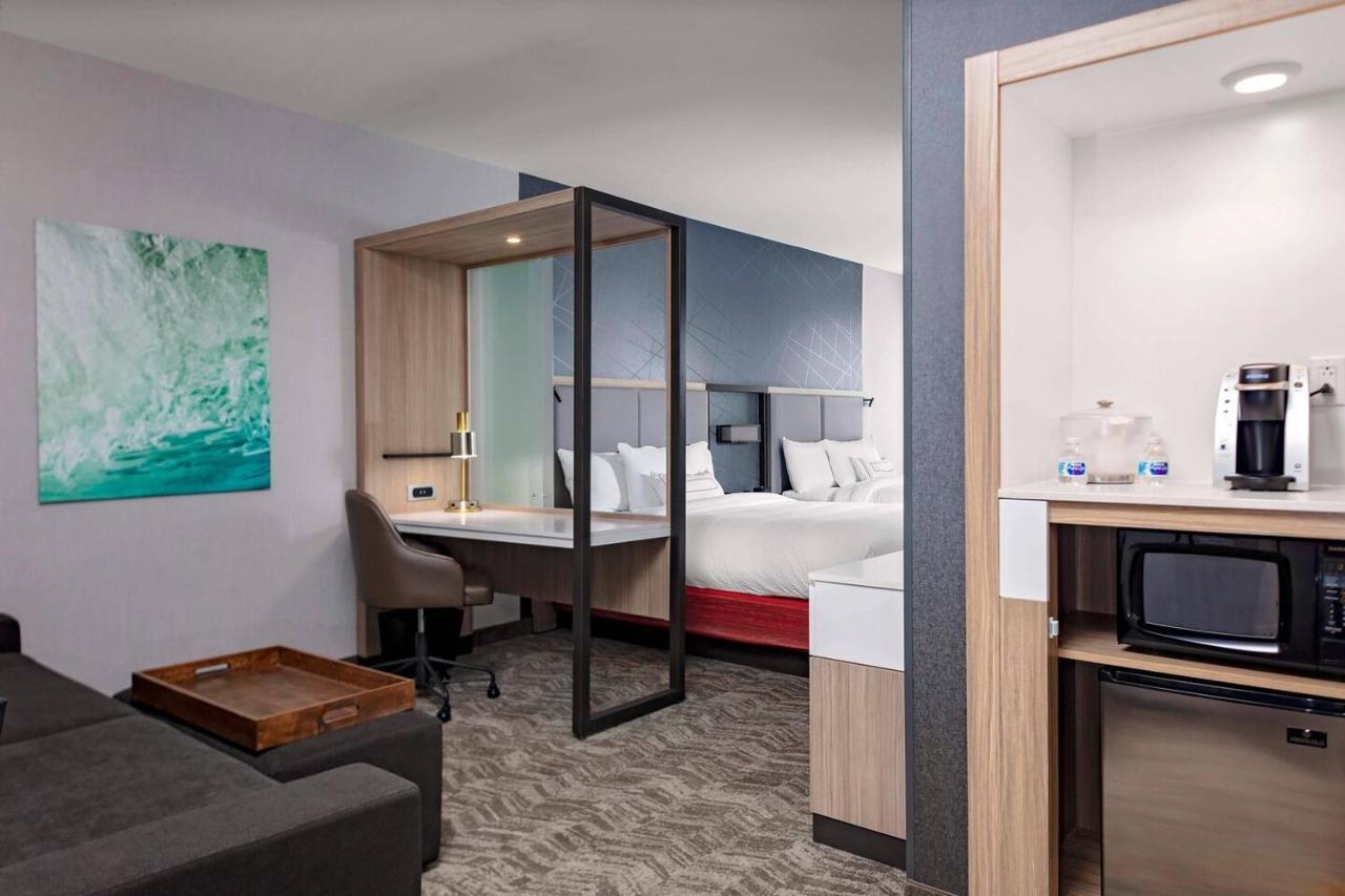 Springhill Suites By Marriott Kansas City Plaza Exteriör bild